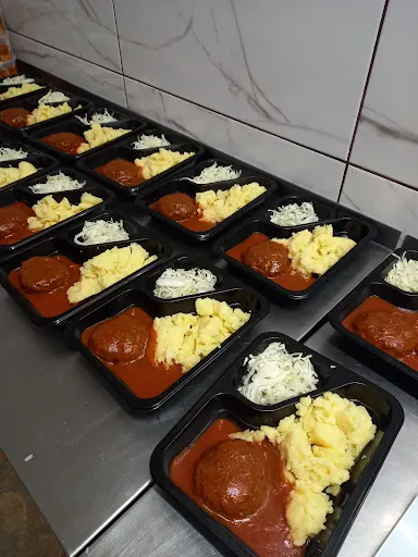 Pick Up Here Smart Catering 3